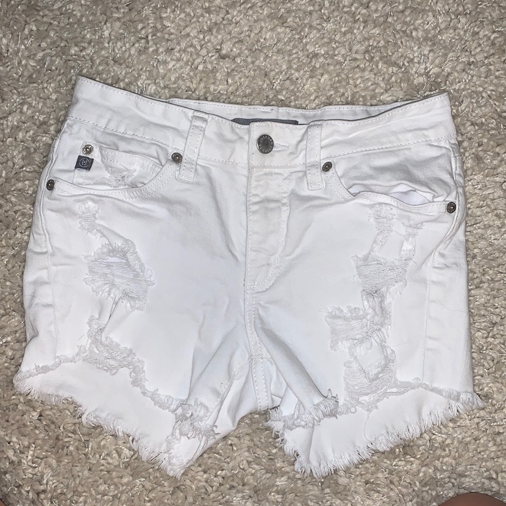 white jeans shorts